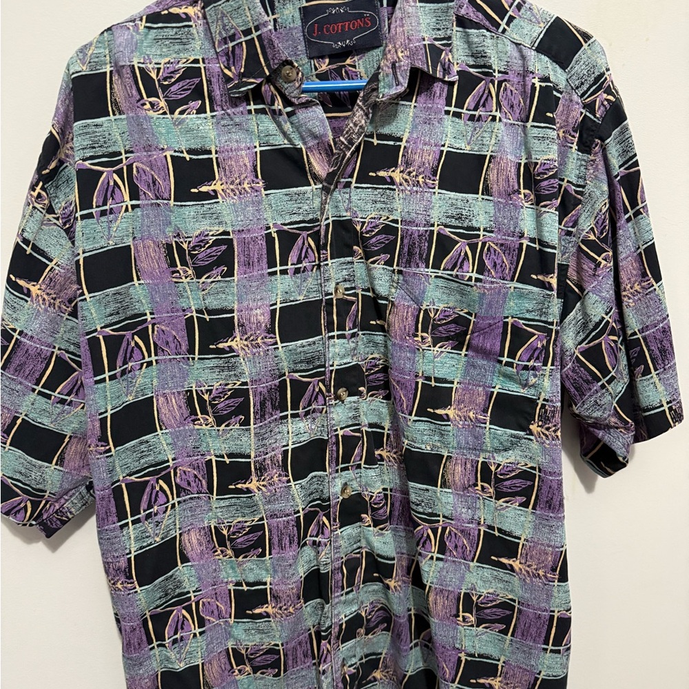 Casual Purple and Green Button Down Shirt with Geometric Pattern